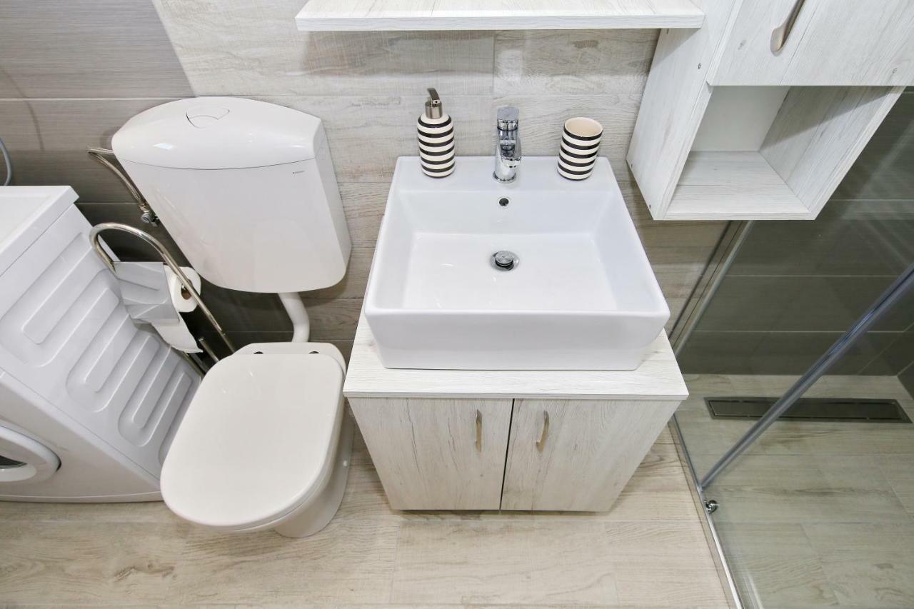 Apartment Nela Zadar Ngoại thất bức ảnh
