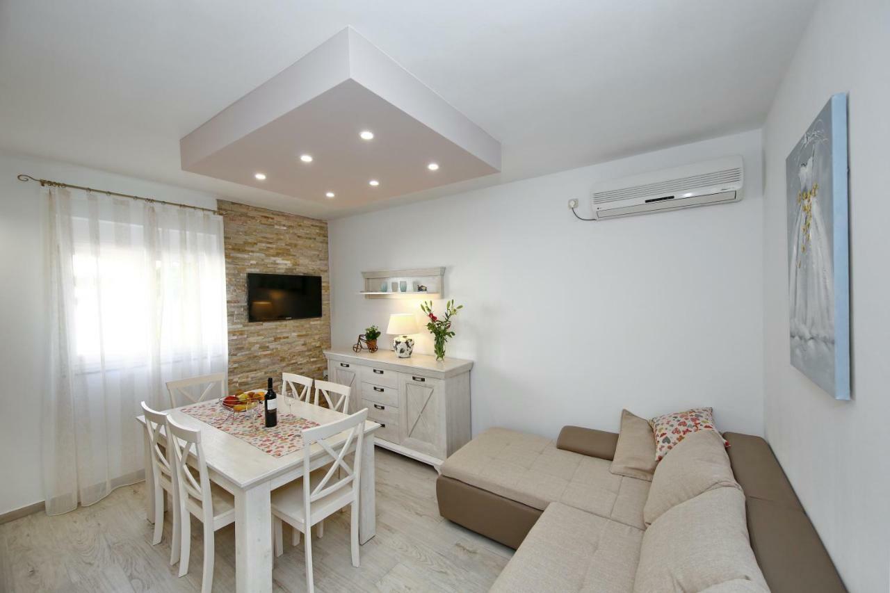 Apartment Nela Zadar Ngoại thất bức ảnh